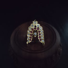 Graceful Vanki Bloom