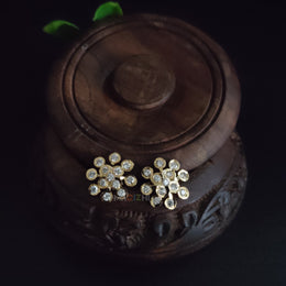 Petal Halo Round Stud